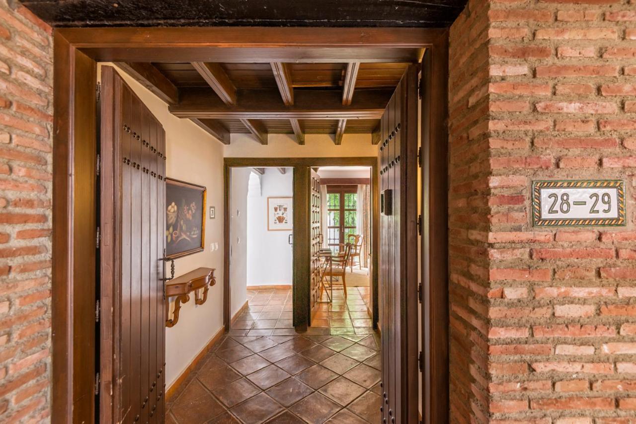 La Bobadilla, A Royal Hideaway Villanueva de Tapia