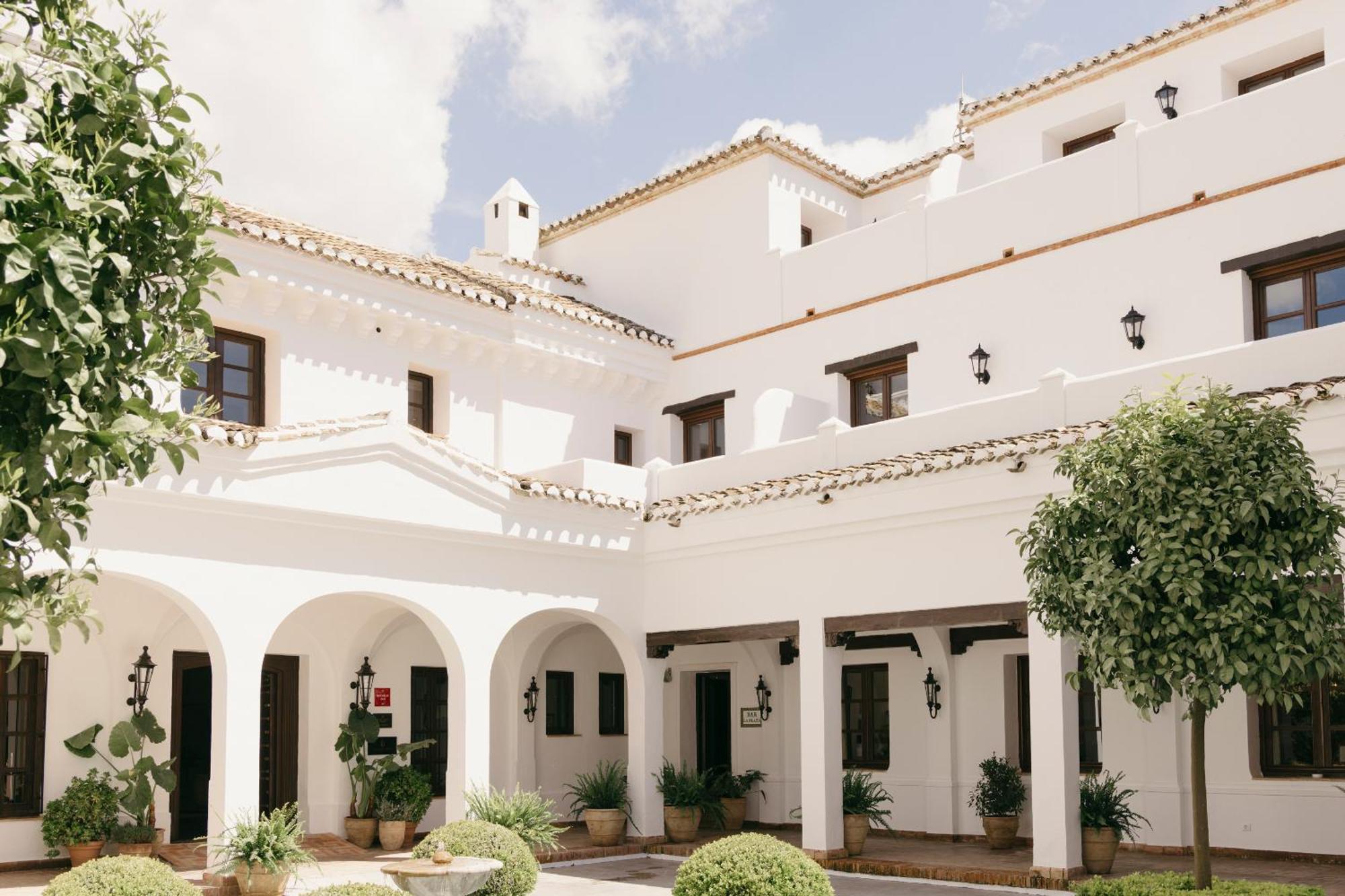 Hotel La Bobadilla, A Royal Hideaway