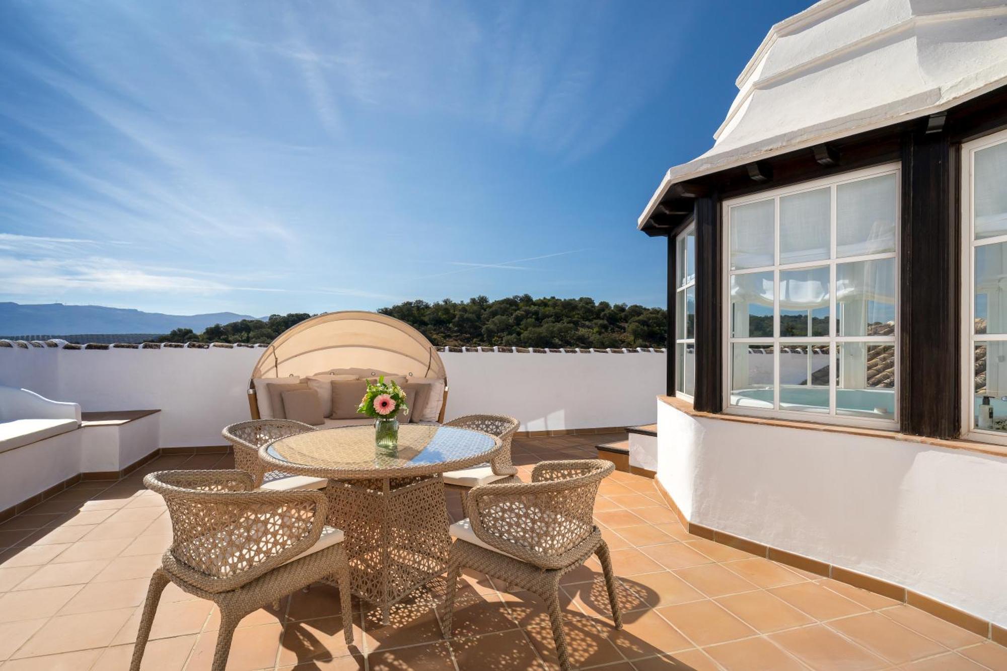 La Bobadilla, A Royal Hideaway Hotel Villanueva de Tapia